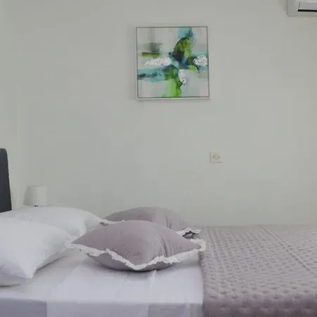Apartment Venilia *