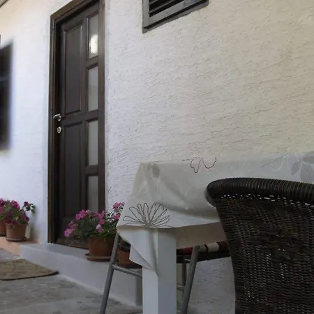 Venilia Apartment